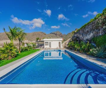 Sea View House Pride & Joy - Adults Only