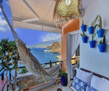 Luxury With Direct Access To The sea, Two Pools , One Of Them Saltwater, Panoramic Views Of The Sea 