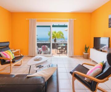 Apartment Mit Meerblick In Ruhiger Lage