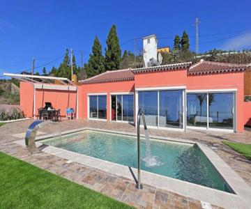 Casa Yaneric