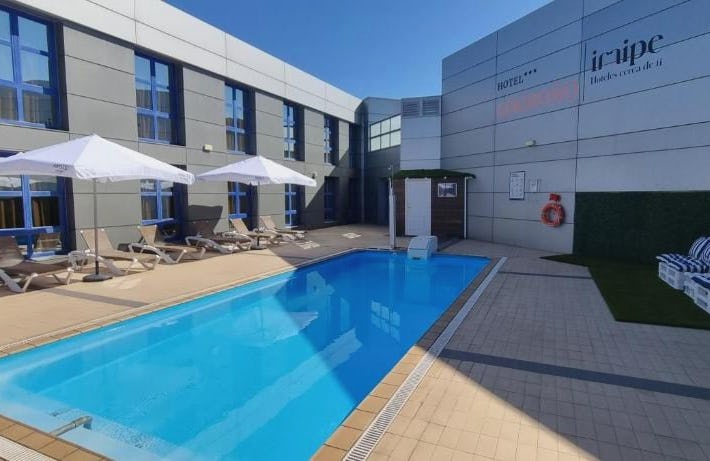 Iraipe Logroño Hotel