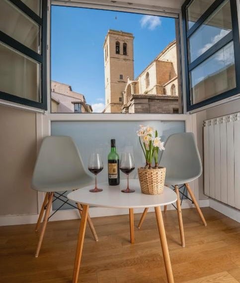 Santiago Tower Aire Ac casco antiguo By Apartamentos Logrono