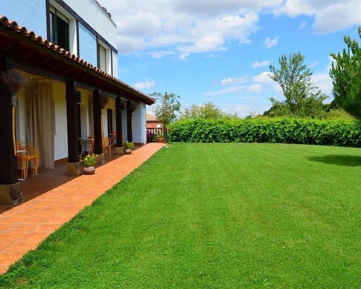 Apartamentos La Peinada