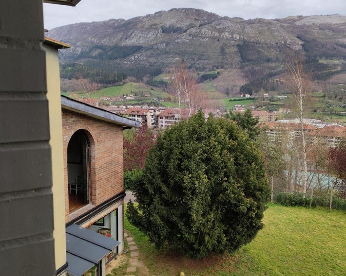 ABARAXKA HOSTEL Disfruta la Vía Verde del Urola hasta la Playa - Naturaleza Montañas y Riqueza Cultu