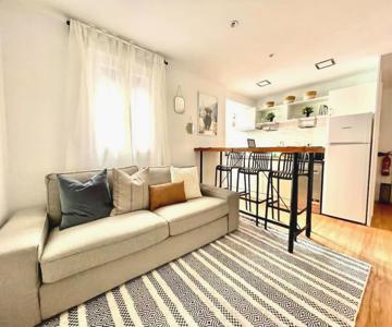 Moderno Apartamento cerca del metro