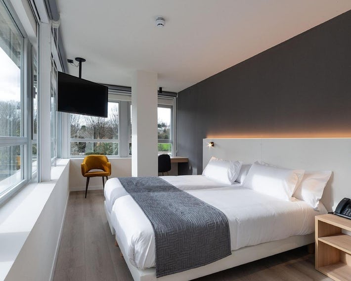 Hotel Distrito Oeste