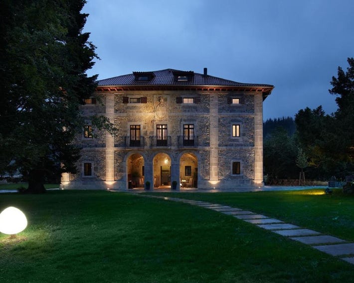 Iriarte Jauregia Hotel