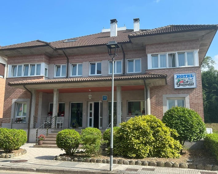 Hotel La Guindal