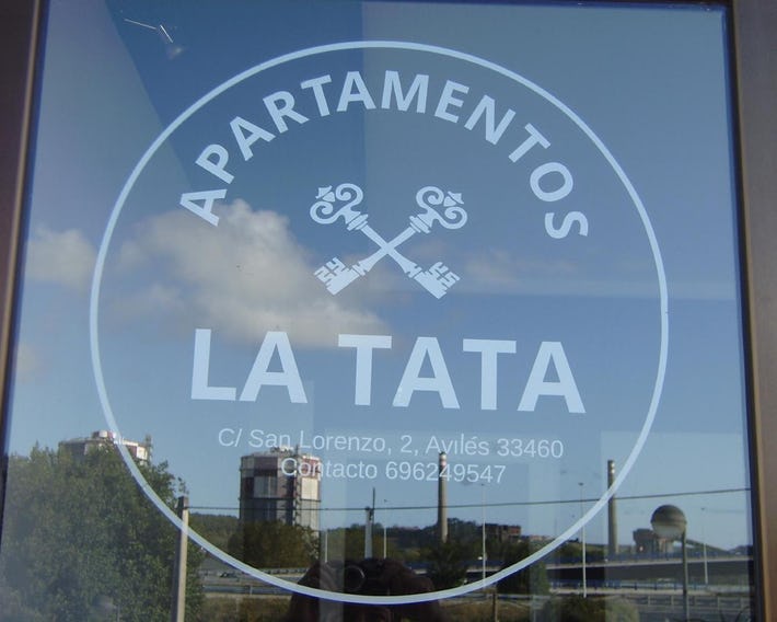 Apartamentos La Tata