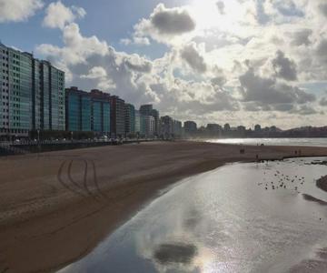 Apartamento 2a línea de playa.