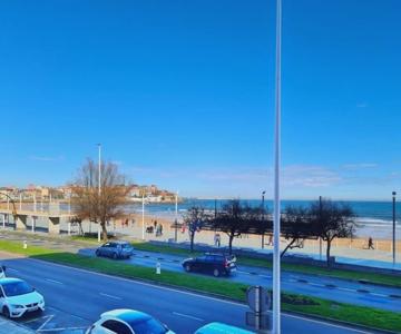 Gijón Playa San Lorenzo Parking incluido