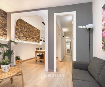 MyHouseSpain - Apartamento renovado en edificio clásico