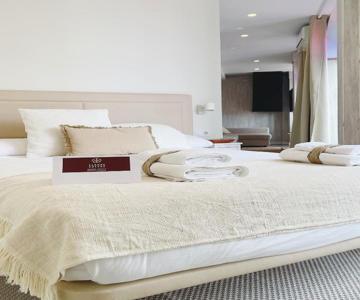 Llanes Suites