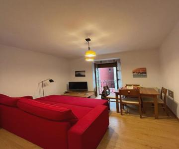 Piso ArturoyAle Llanes LaPlaza 2oC