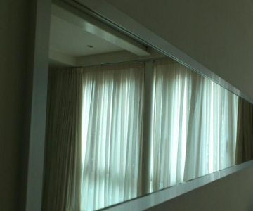 La Plaza Hotel