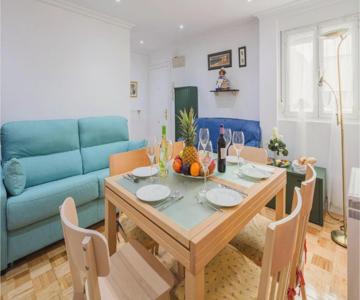 2 Bedroom Beautiful Apartment In Oviedo