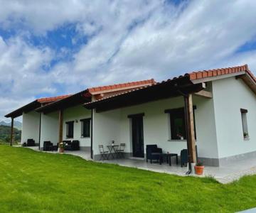 APARTAMENTOS LOS MANZANOS