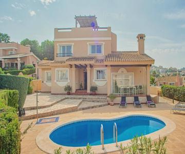 Albatros Villa