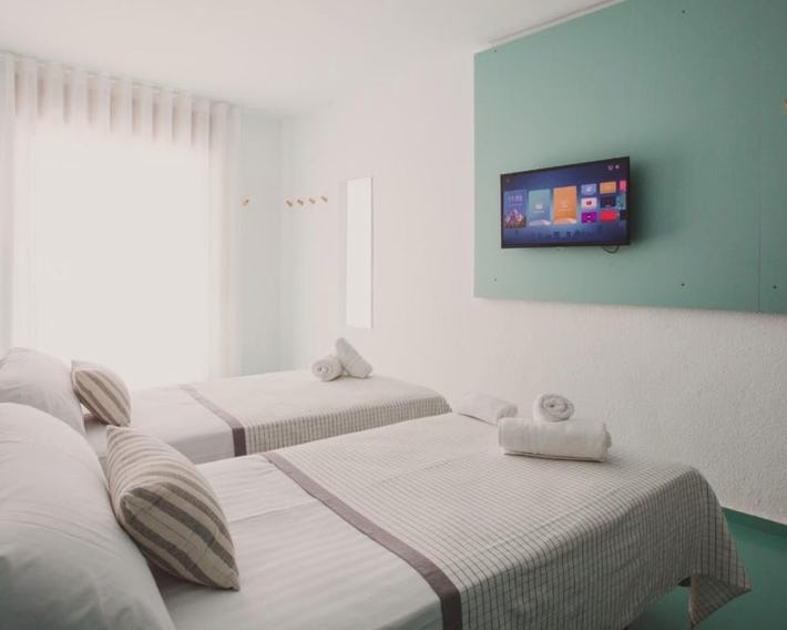 SubUp Hostel