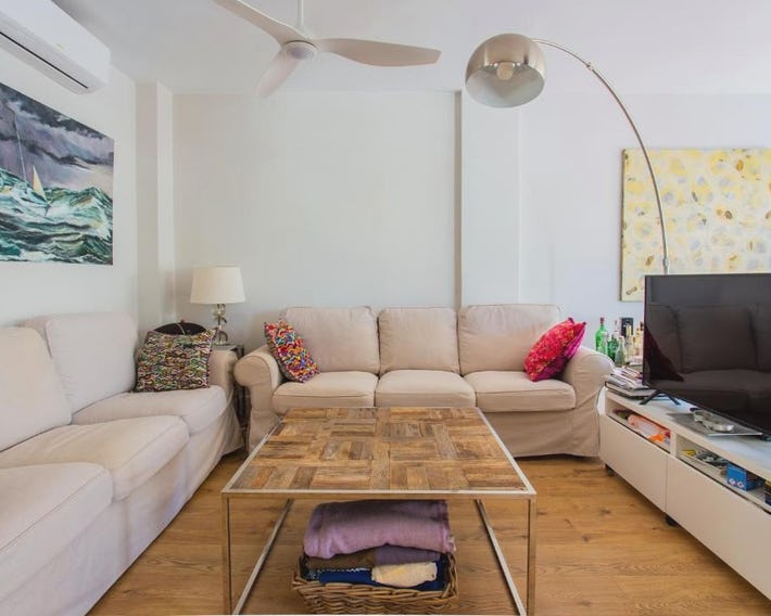 CASA CON ENCANTO