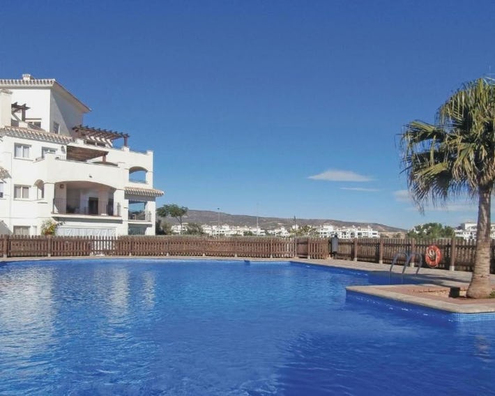 2 Bedroom Beautiful Apartment In Sucina