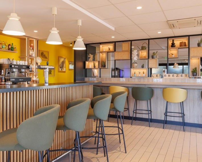 Hotel Campanile Clermont Ferrand - Le Brezet