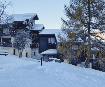 Studio La Plagne Montalbert , 1 Pièce, 4 Personnes - Fr-1-755-1