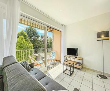 Annecy 1 Bedroom Apt With Balcony