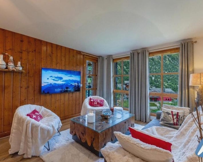 Beautifully Renovated 2 Bed Apartment - Arc 1950 - Refuge du Montagnard