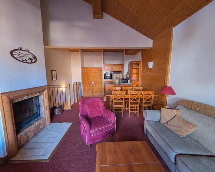 Spacieux duplex 6 personnes Prince des Cimes avec cheminée Ski-in Ski-out