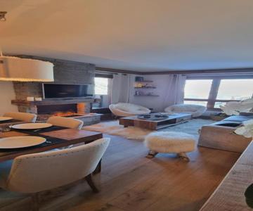 Arcs 1950 Appartement Luxe type chalet 5 à 7 personnes Vue imprenable sur le Montblanc skis aux pied