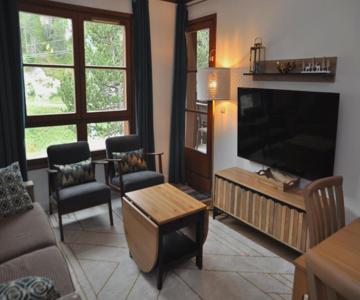 Arc 1950 2bdrm 6/8 Guests Ski-in/out Pool+jacuzzi
