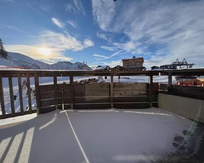 Newly renovated flat on the slopes