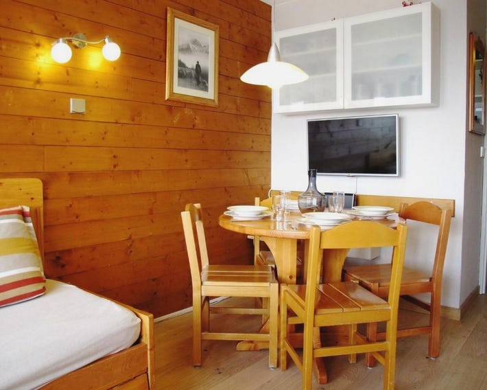 Studio cabine rénové avec balcon exposé Sud, à Avoriaz