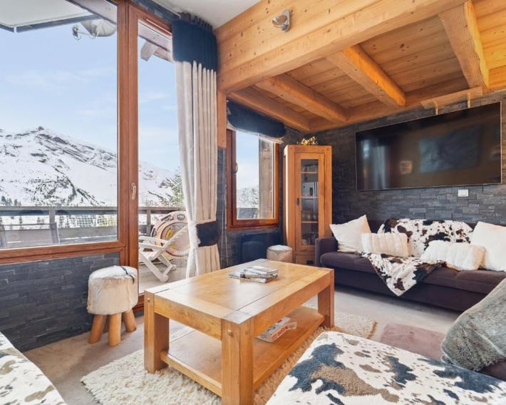 Luxury Avoriaz Chalet with hot tub