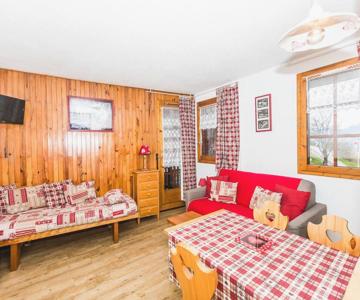 Studio rénové 3 pers, balcon sud, au pied des commerces et près des pistes - FR-1-329-4