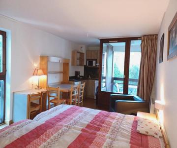 Confortable Studio 2* Avec Balcon, Double Exposition Et Parking, Proche Du Centre De Brides-les-bain
