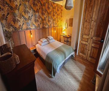 UNE FERME EN VILLE Chambres d'hôtes et Table d'hôtes