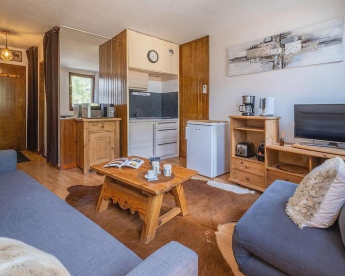 Gentianes - City center studio next to Aiguille du Midi lift - By Cozee Rentals