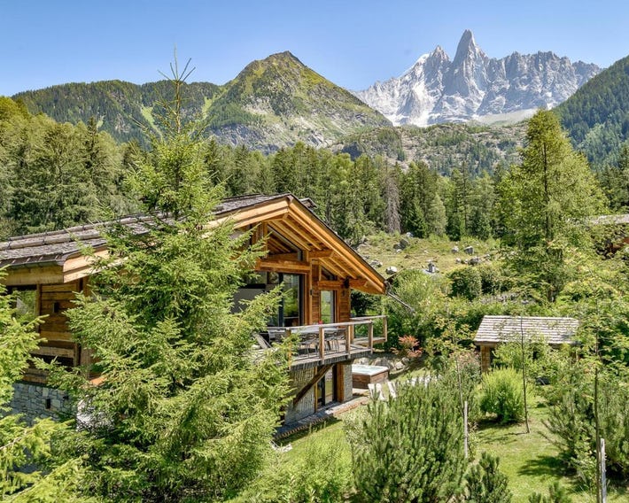 Black Stone Chalet
