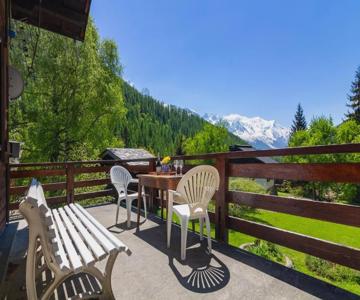 MontBlanc Alpine Ski & Sauna Retreat - Happy Rentals