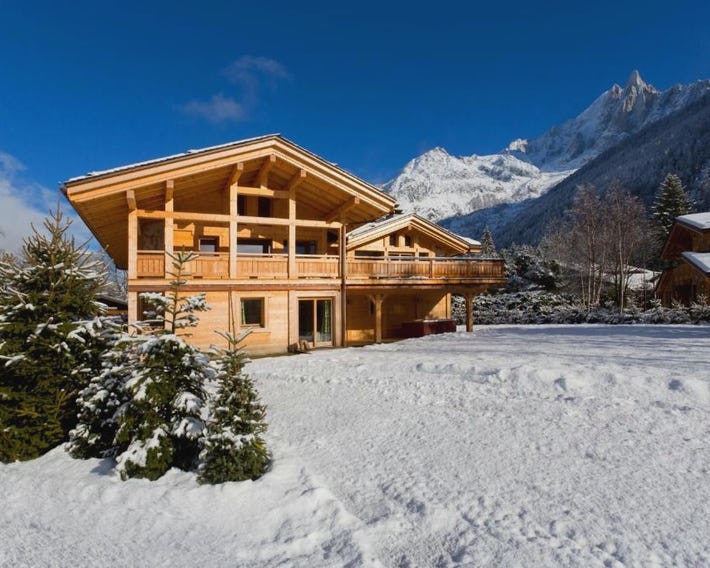 Chalet Isabelle Mountain lodge 5 stars 6 bedroom en suite sauna spa inox