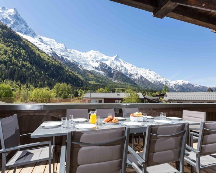 Grand Paradis- Modern 3 Bedroom Apartment With Spectacular Views