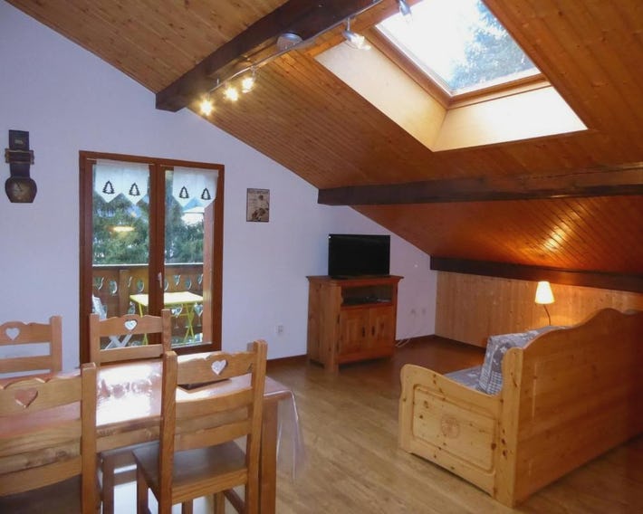 Appartement cosy 2 pièces avec balcon, proche centre et télécabine - Champagny-en-Vanoise - FR-1-464