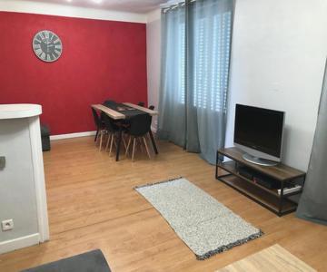 Monfs Apparts Clermont-ferrand, Pres De Toute Commodites