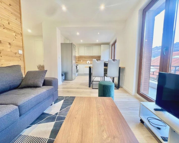 Appartement confortable balcon