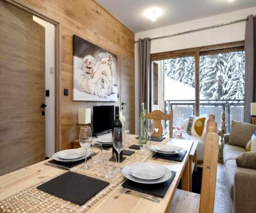 Ski-in out Penthouse With Garage & Balcony