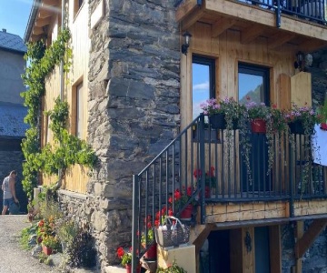 Appartement D'une Chambre Avec Jardin Amenage Et Wifi A Courchevel A 1 Km Des Pistes