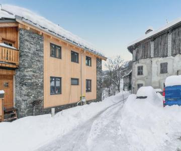 Maison De 3 Chambres Avec Balcon Amenage Et Wifi A Courchevel A 1 Km Des Pistes
