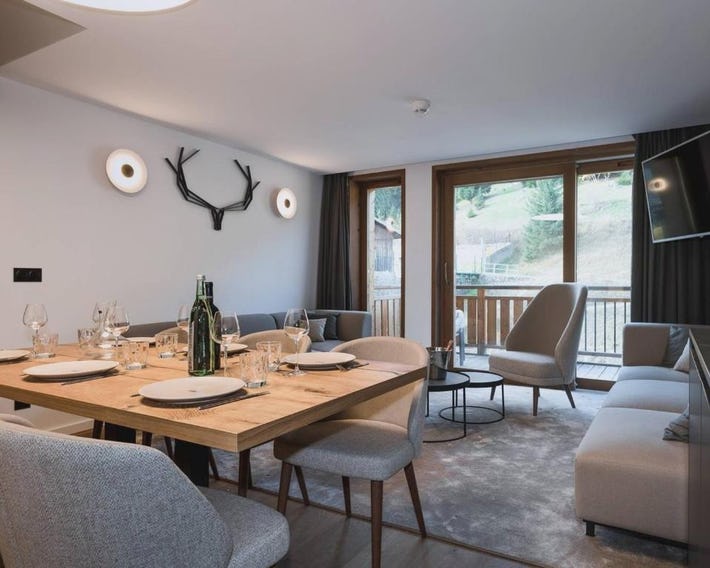 Appartement Duplex 94m² Courchevel Village - Pour 6 personnes - Pieds des pistes avec Parking et Wif